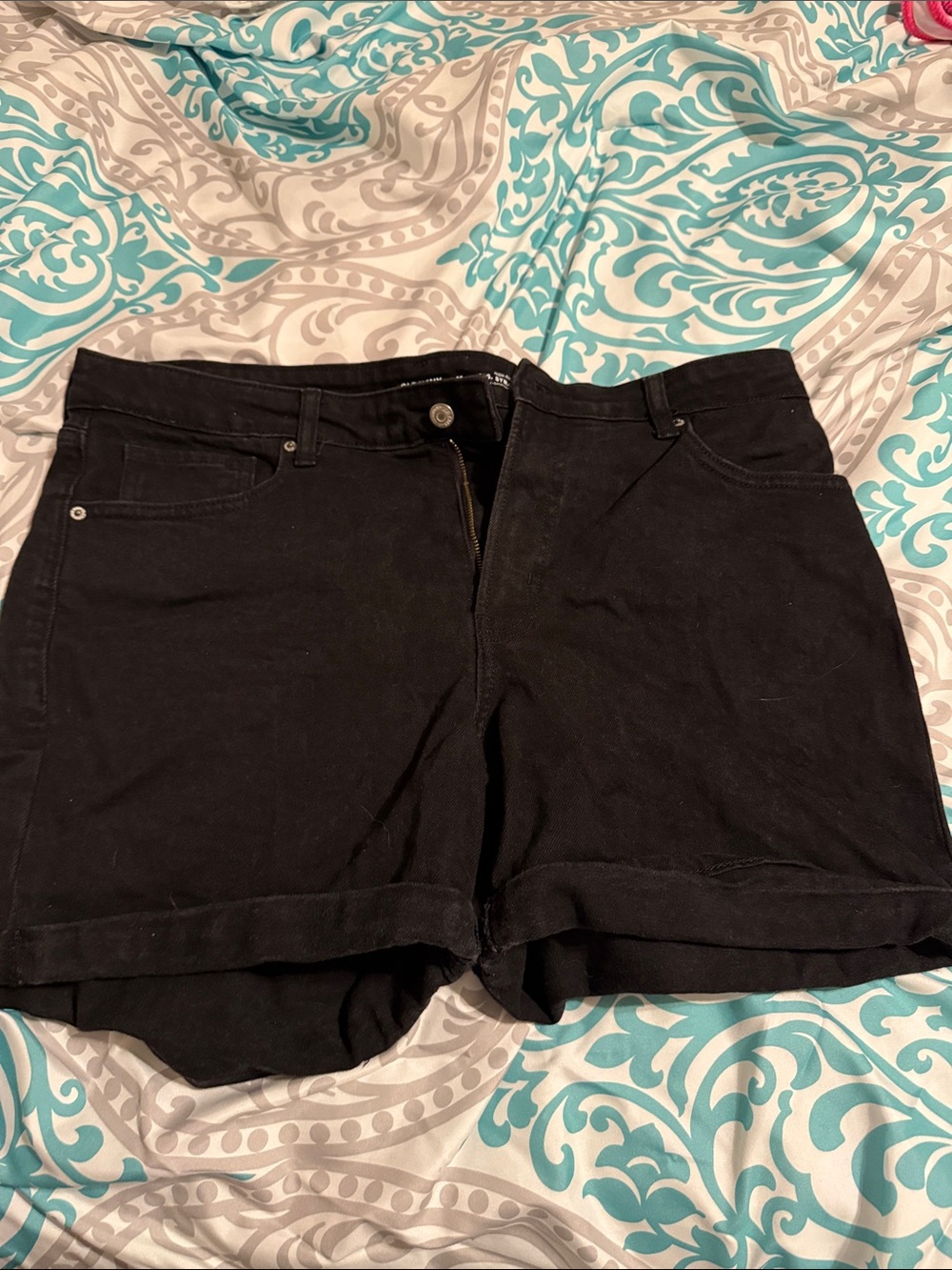 Women’s Black Denim Casual Shorts